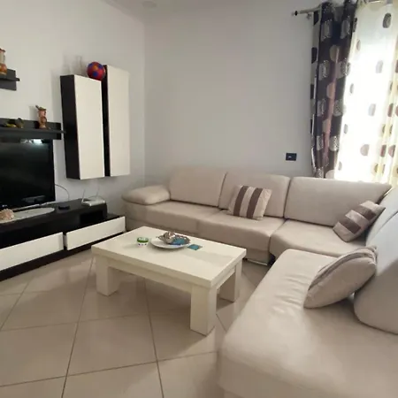 Saranda Private House Sea View *